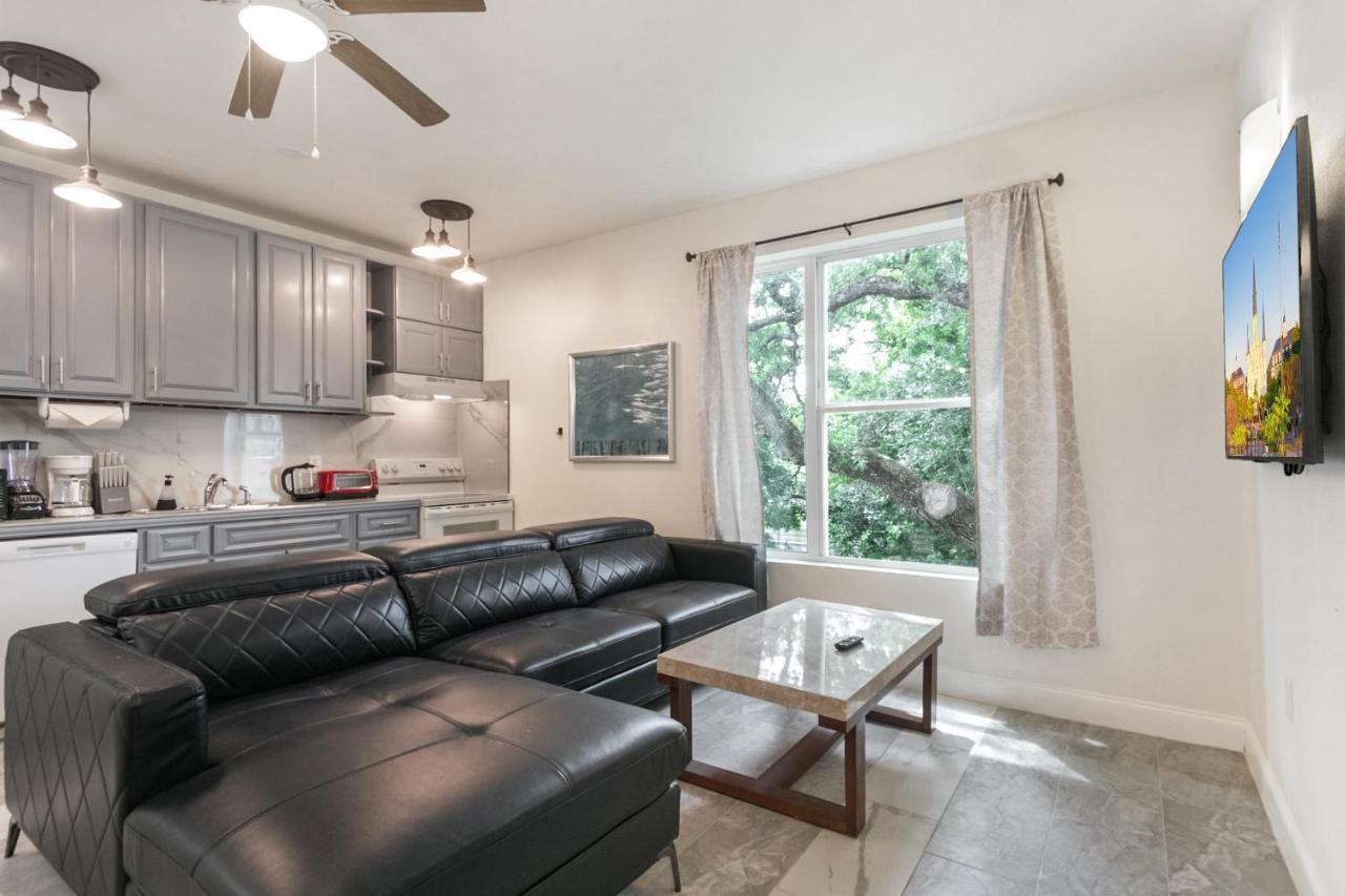 Breathtaking Condos Near French Quarter Новый Орлеан Экстерьер фото