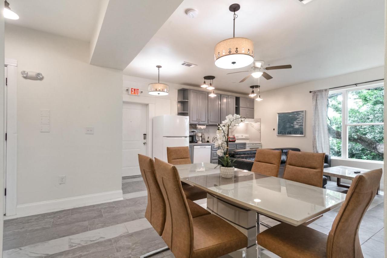 Breathtaking Condos Near French Quarter Новый Орлеан Экстерьер фото