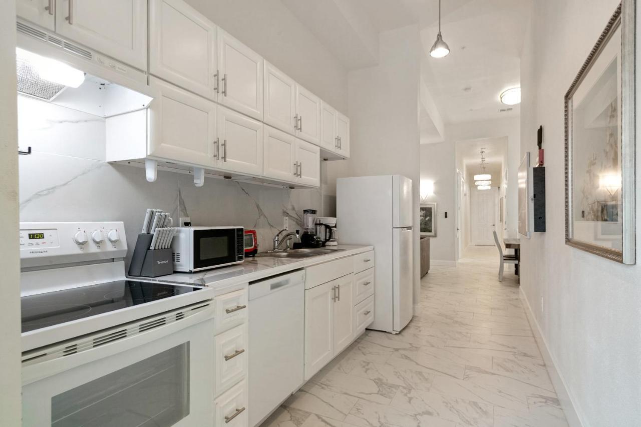 Breathtaking Condos Near French Quarter Новый Орлеан Экстерьер фото